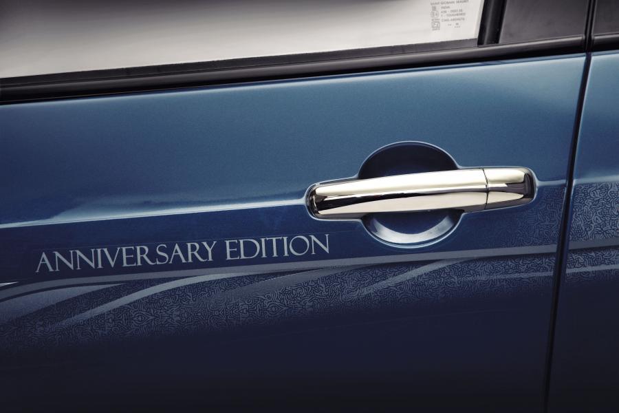 Детали экстерьера Maruti-Suzuki Ertiga Limited Edition 2014 года  (фото 2 из 3)